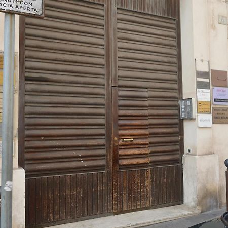 Apartamento Domus Cavour Civitavecchia Exterior foto