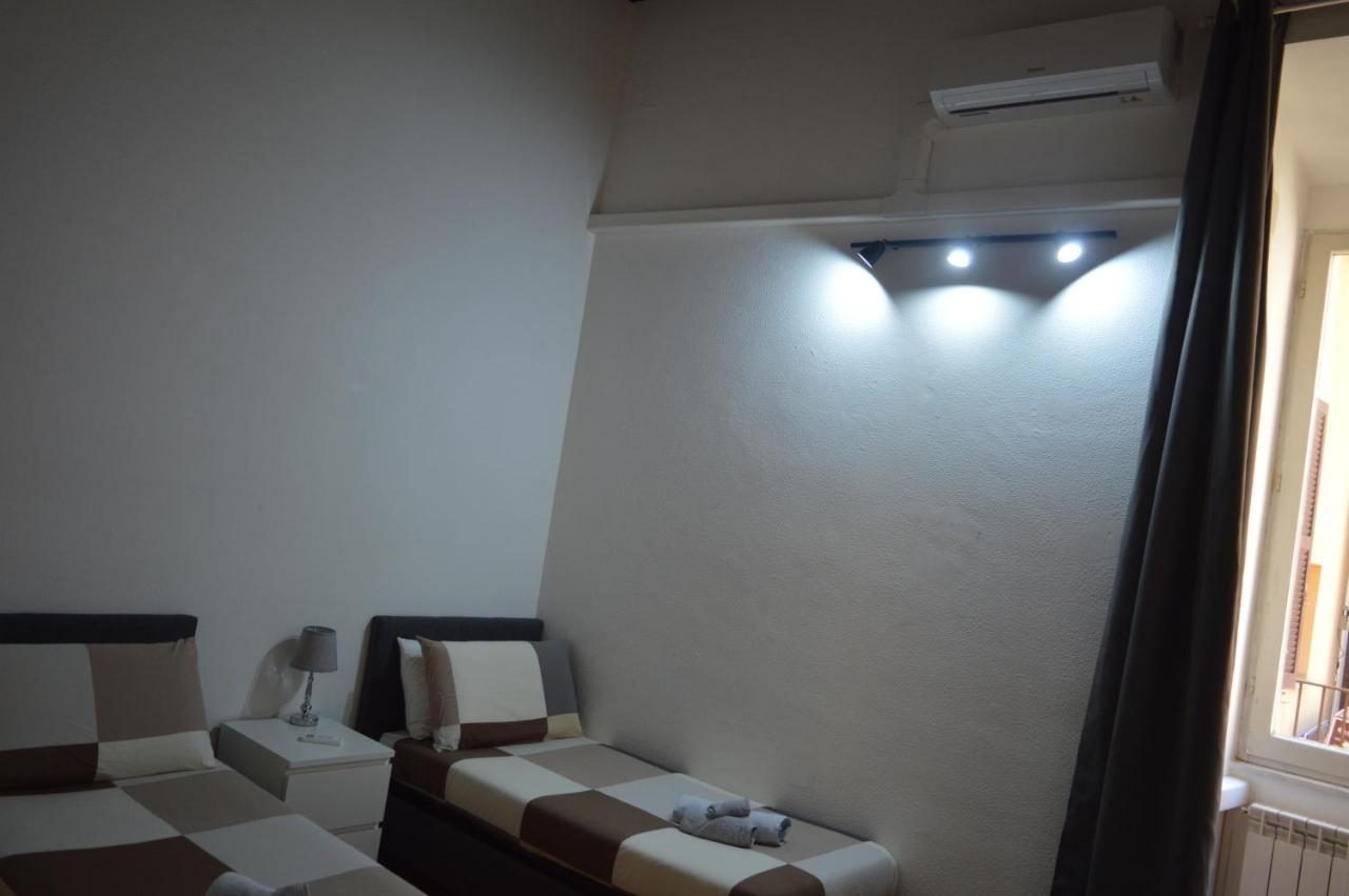 Apartamento Domus Cavour Civitavecchia Exterior foto